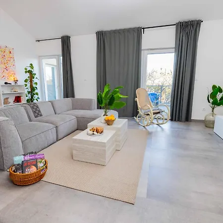 Modern Urban Oasis -