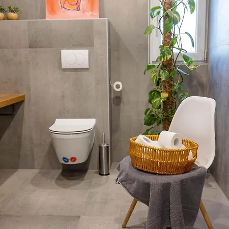 Modern Urban Oasis - Appartamento