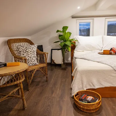 Modern Urban Oasis - Korčula