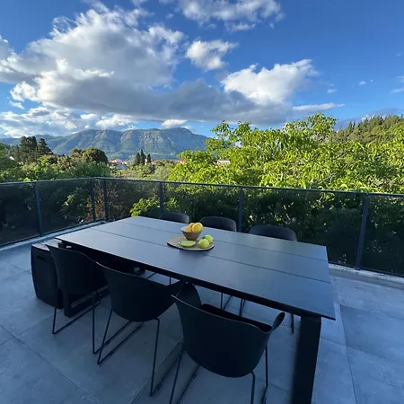 Modern Urban Oasis - Apartment *