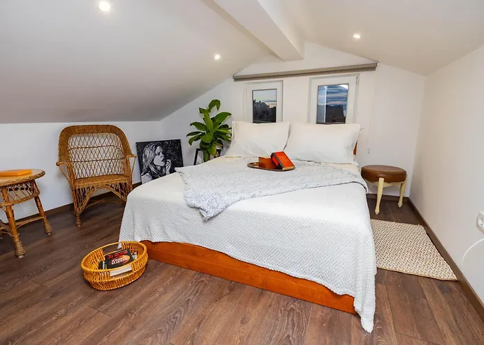 Modern Urban Oasis - * Korčula