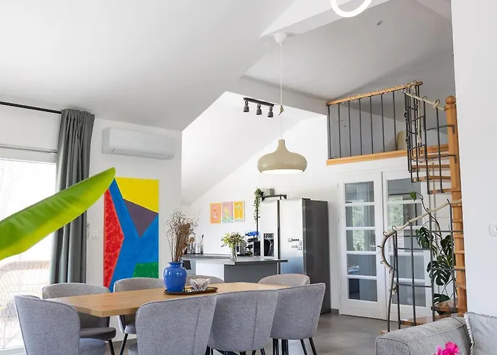 Daire Modern Urban Oasis - *